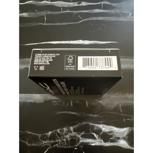 MAC Studio Fix Powder Plus Foundation C8 0.42 oz/12 g Brand New With Box - Picture 4 of 7